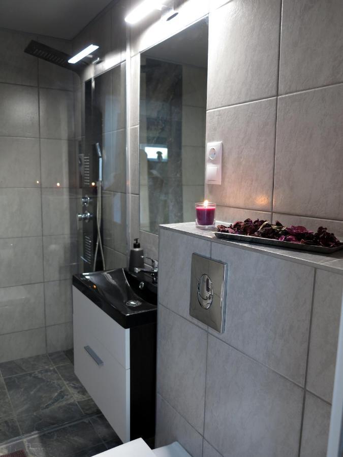 Muveszhaz Apartman Балатонфюред Екстер'єр фото