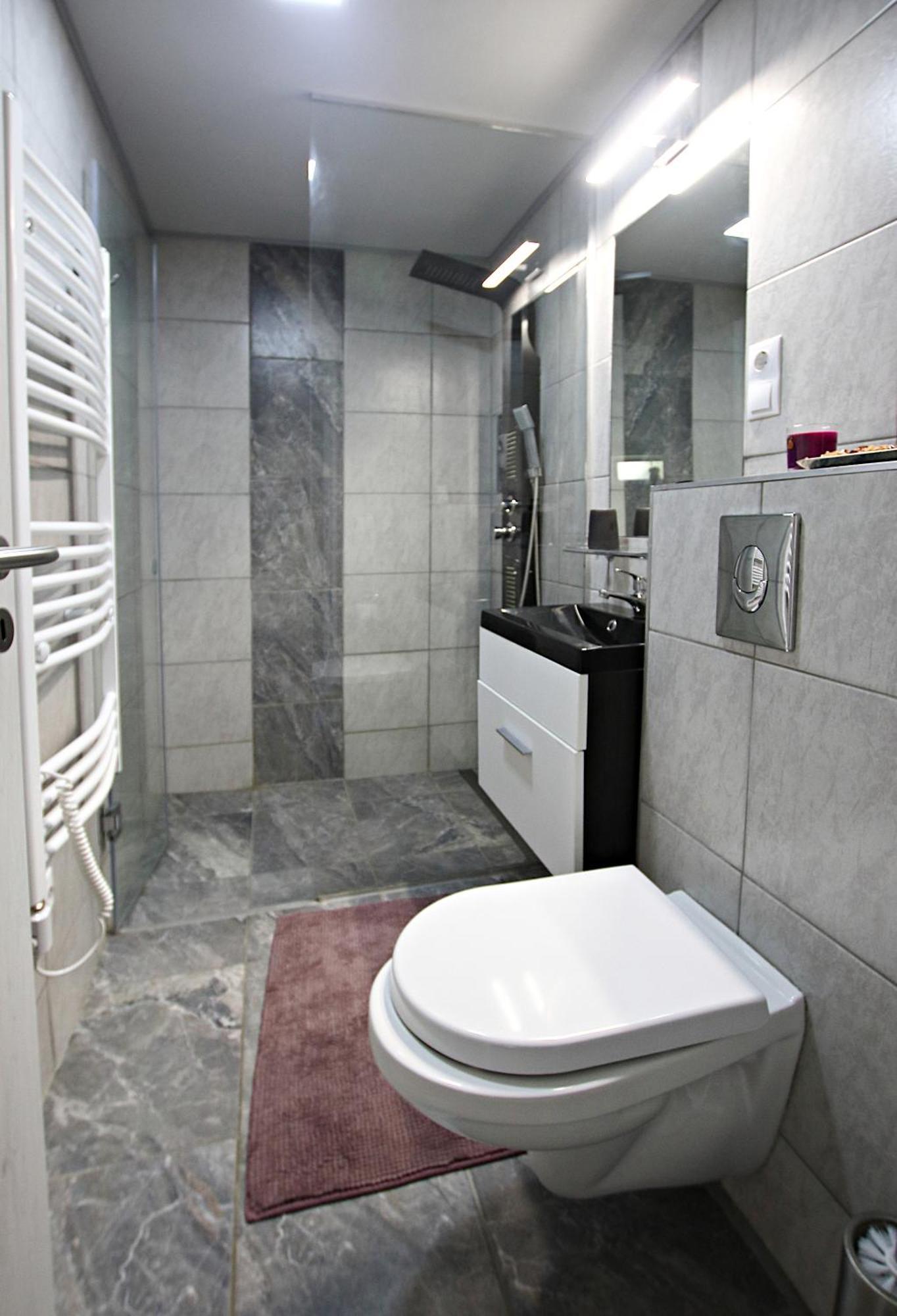 Muveszhaz Apartman Балатонфюред Екстер'єр фото